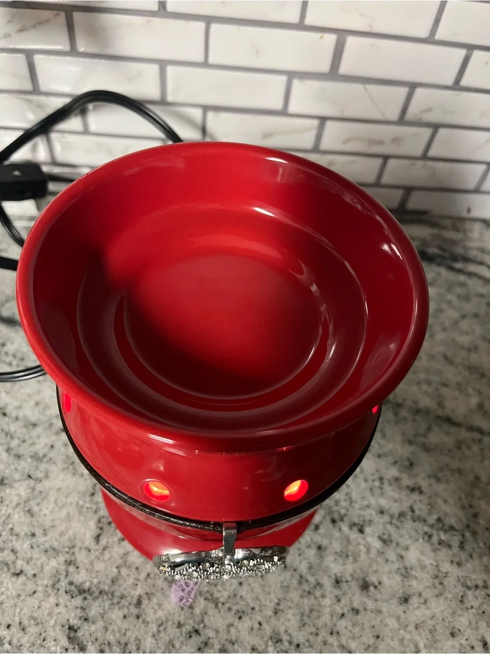 Scentsy glossy red